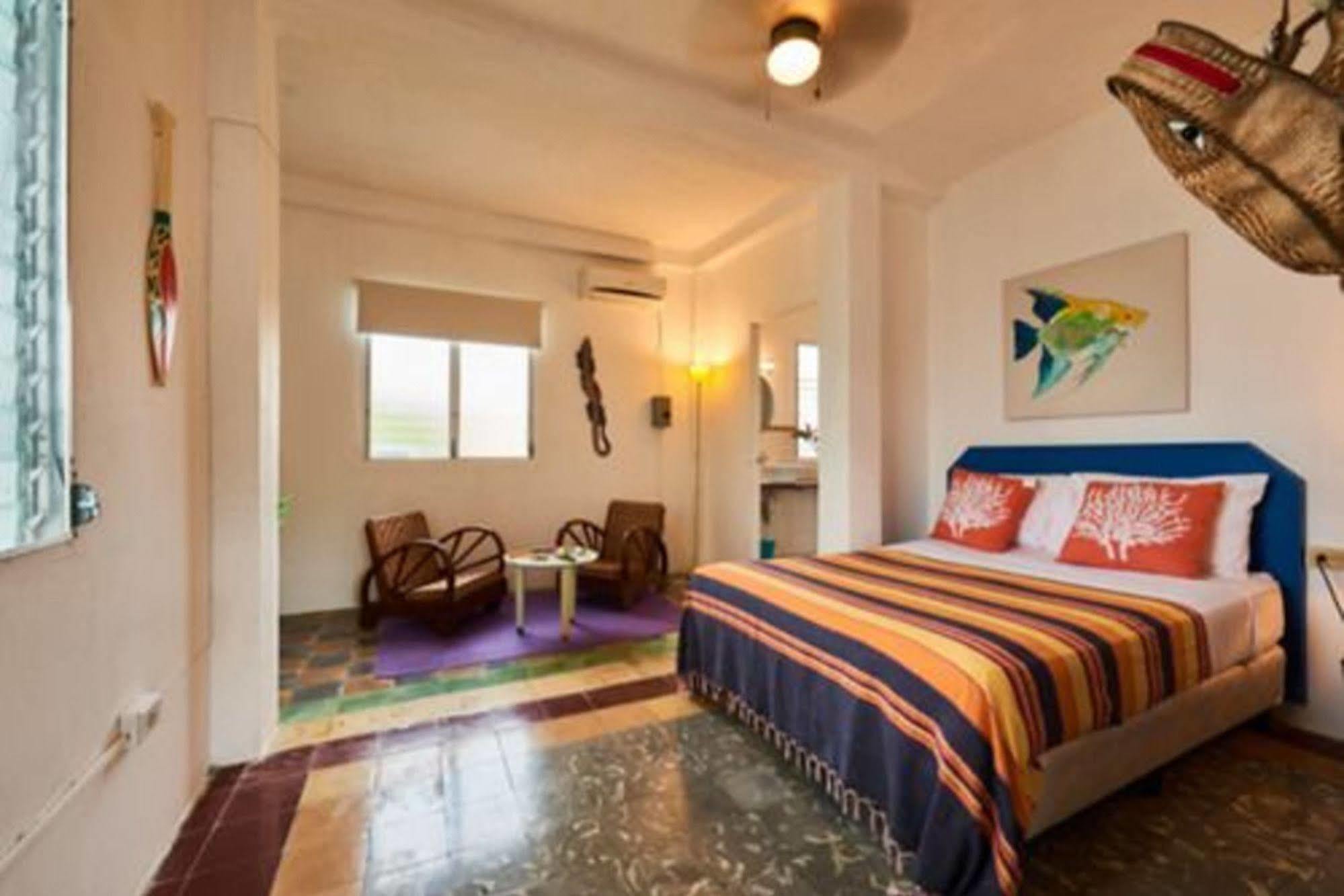Casa Del Rayo Verde Hotelito Solidario Portobelo Exteriér fotografie
